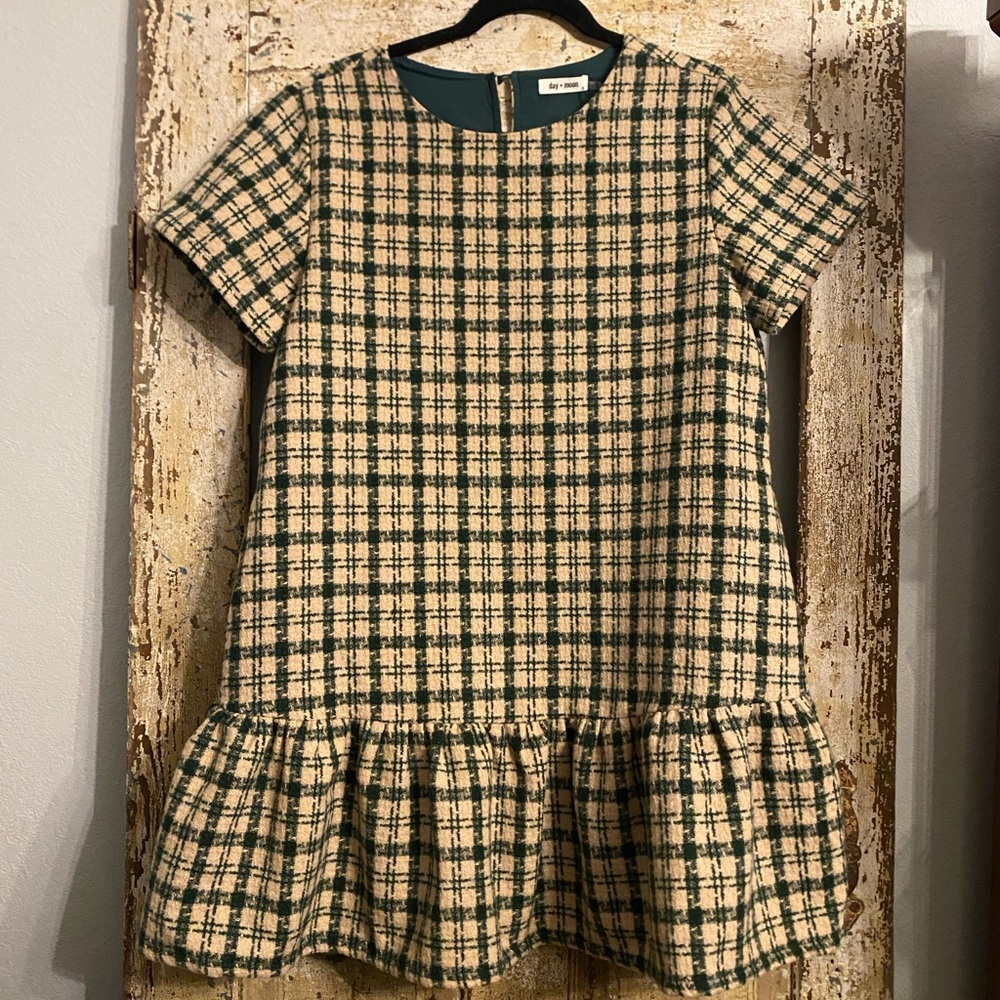 Cottagecore Retro Plaid Ruffle-Hem Mini Dress in Cream and Green, Day + Moon, M